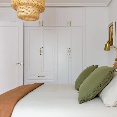 Ah El Mirador De La Catedral De Vut5910as *